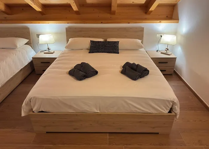 Semesterbostad Ca' Piramidi *